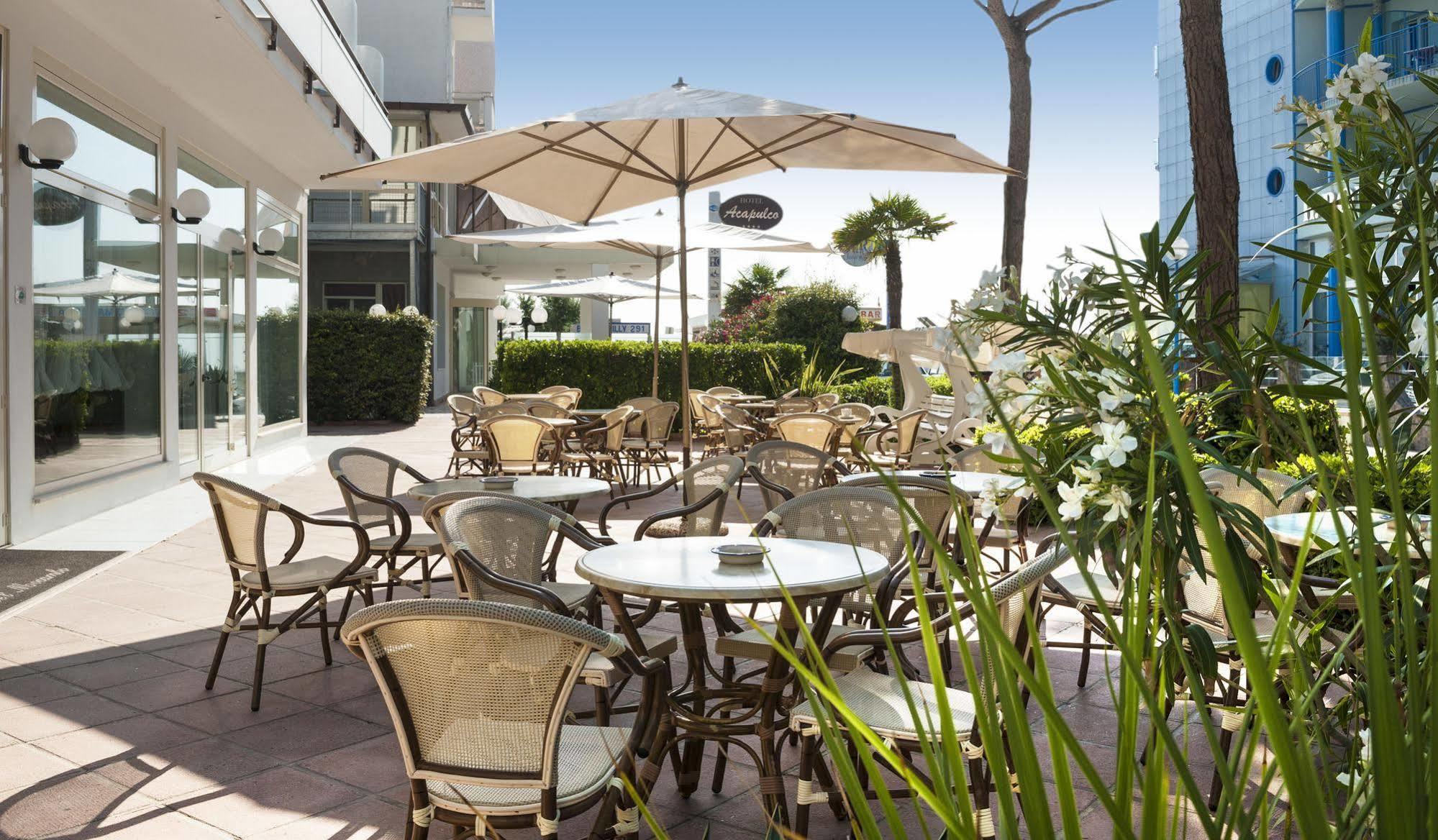 Hotel Mocambo Milano Marittima Exterior photo